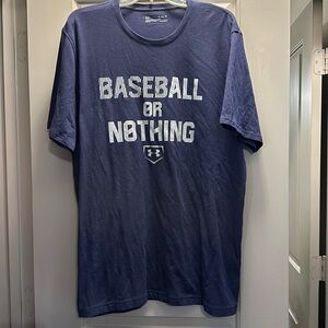 Under Armour Men’s Size L T-shirt, Pre-owned in Excellent Condition